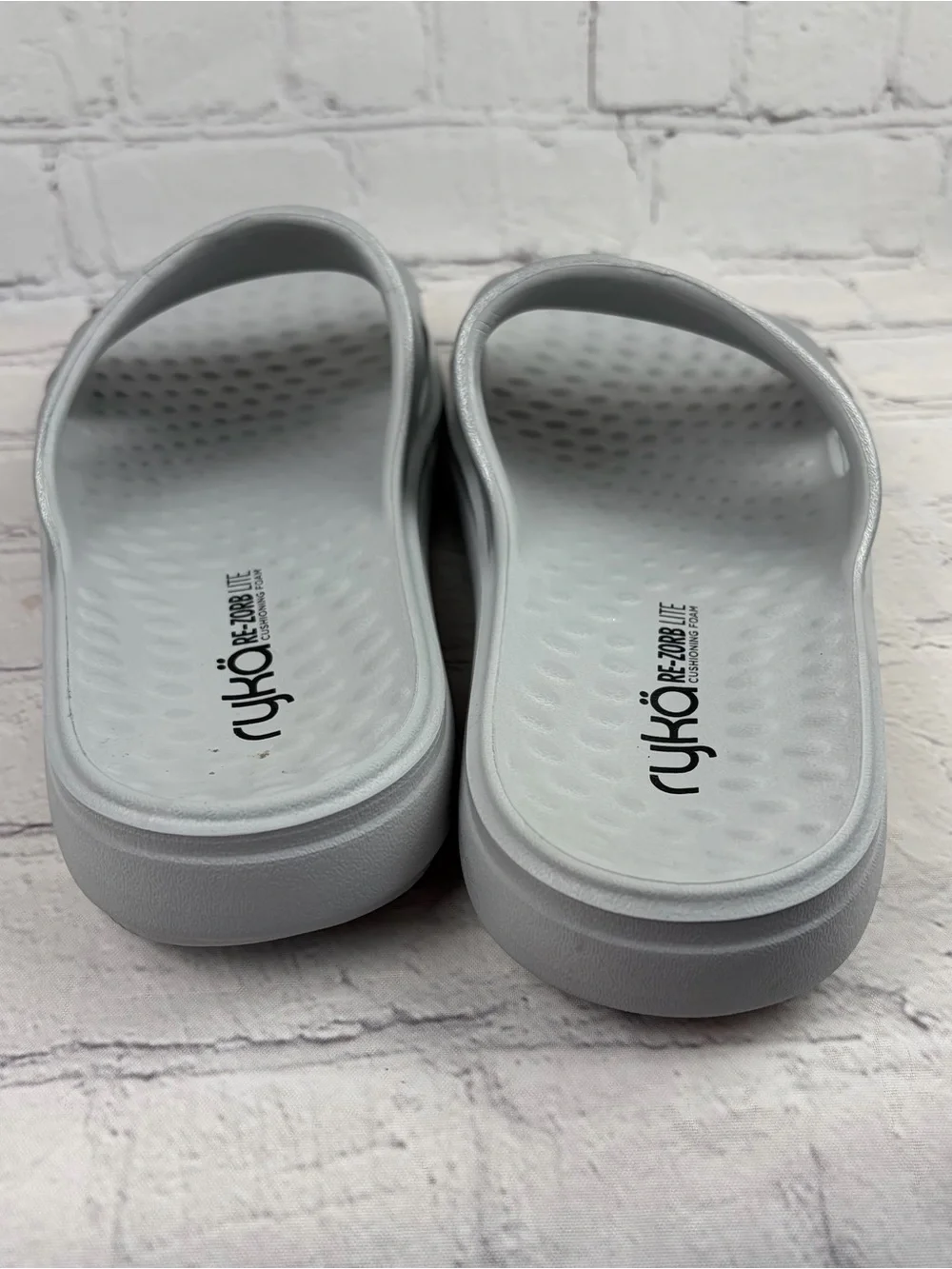 Ryka Re-Zorb Lite Recovery Slide Sandals Silver Metallic Comfort Shoes Size 7